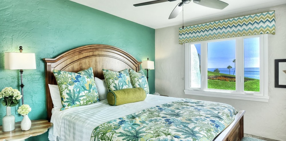 Luxury Villa, Beach View (Room 12 Couples Villa) photo 3