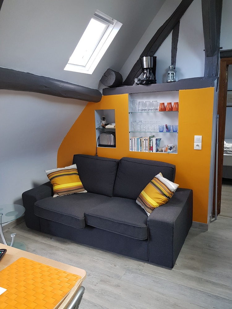 Double or Twin Room - Photo 6