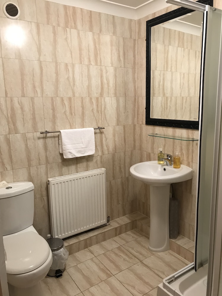 Double or Twin Room photo 3