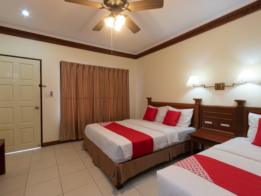 Deluxe Triple Room photo 2