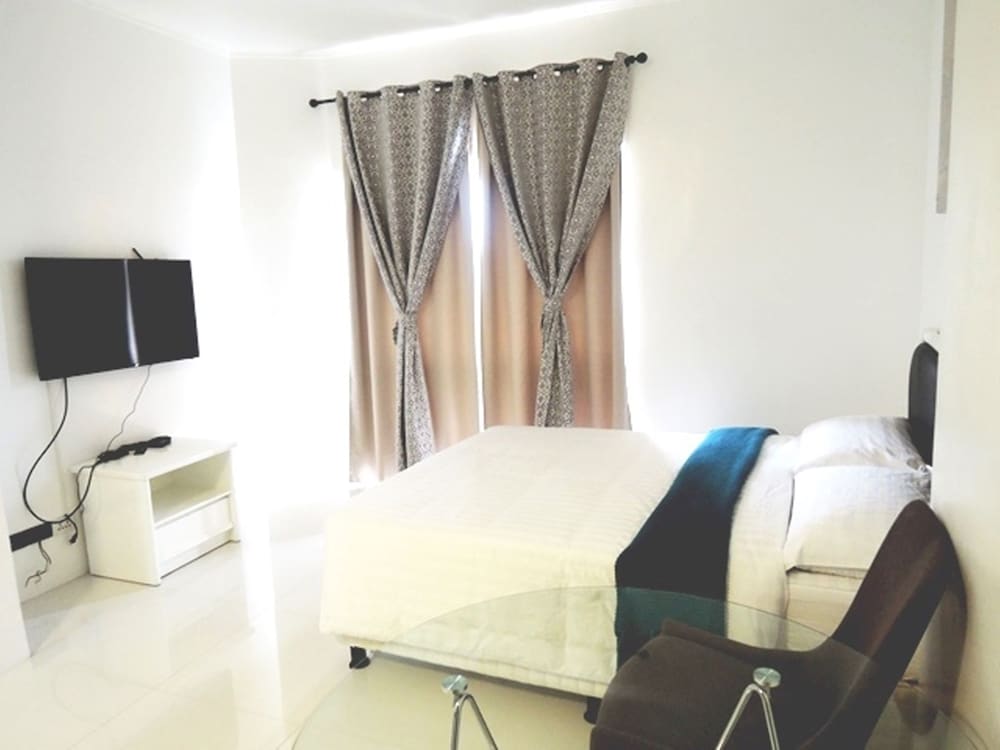 Condo, 1 Bedroom photo 1