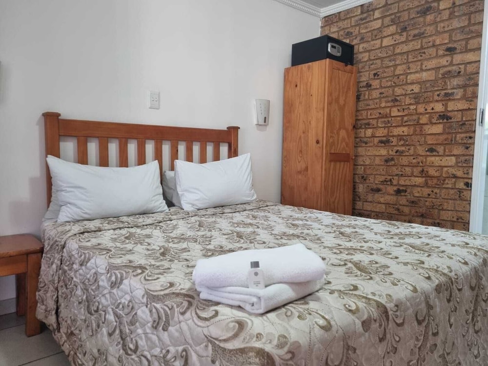 Standard Single / Double Room photo 1