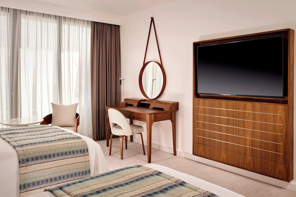 Deluxe Room, 2 Twin Beds, Sea View - Photo 1