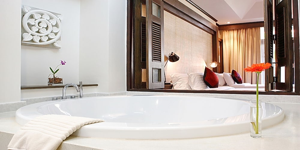 Deluxe Room, 1 Double or 2 Twin Beds - Photo 15