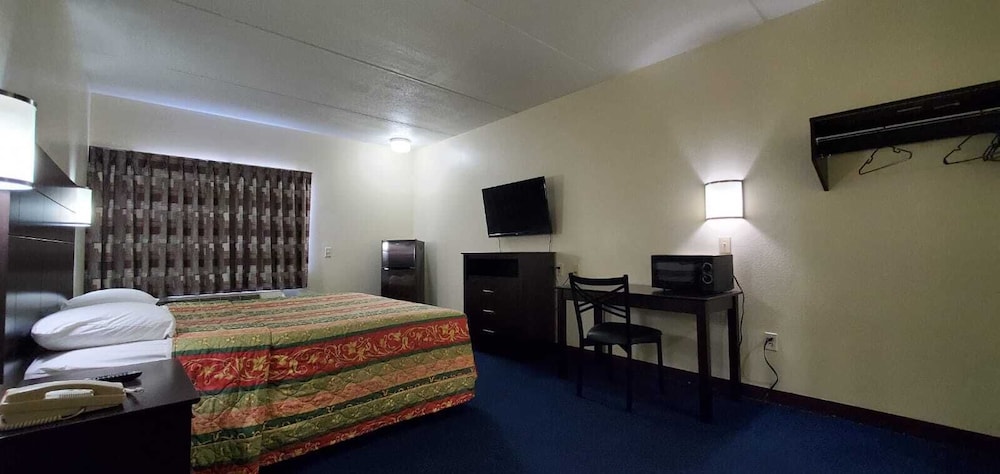 Single Room, 1 King Bed photo 1