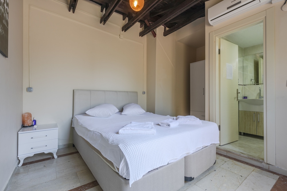Standard Double Room, 1 Double Bed, Balcony photo 1