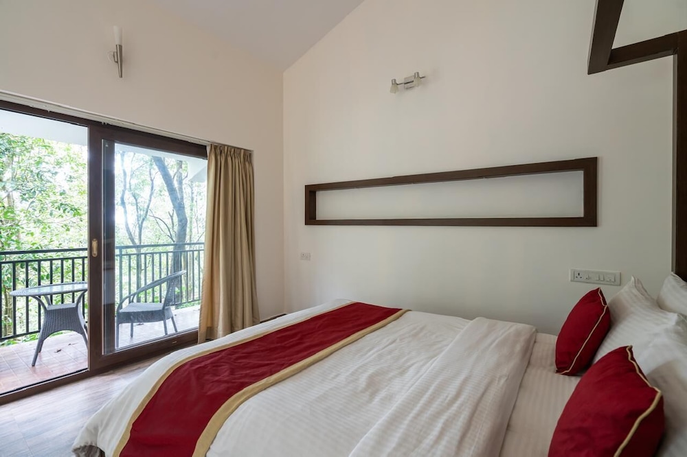 Deluxe Cottage, Balcony, Garden View