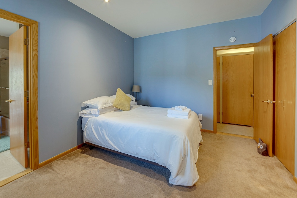 Apartment (2 Bedrooms) photo 1