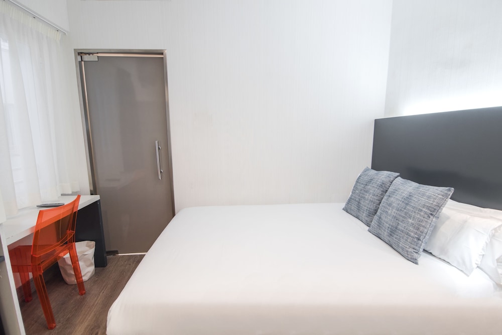 Basic Double Room - Photo 3