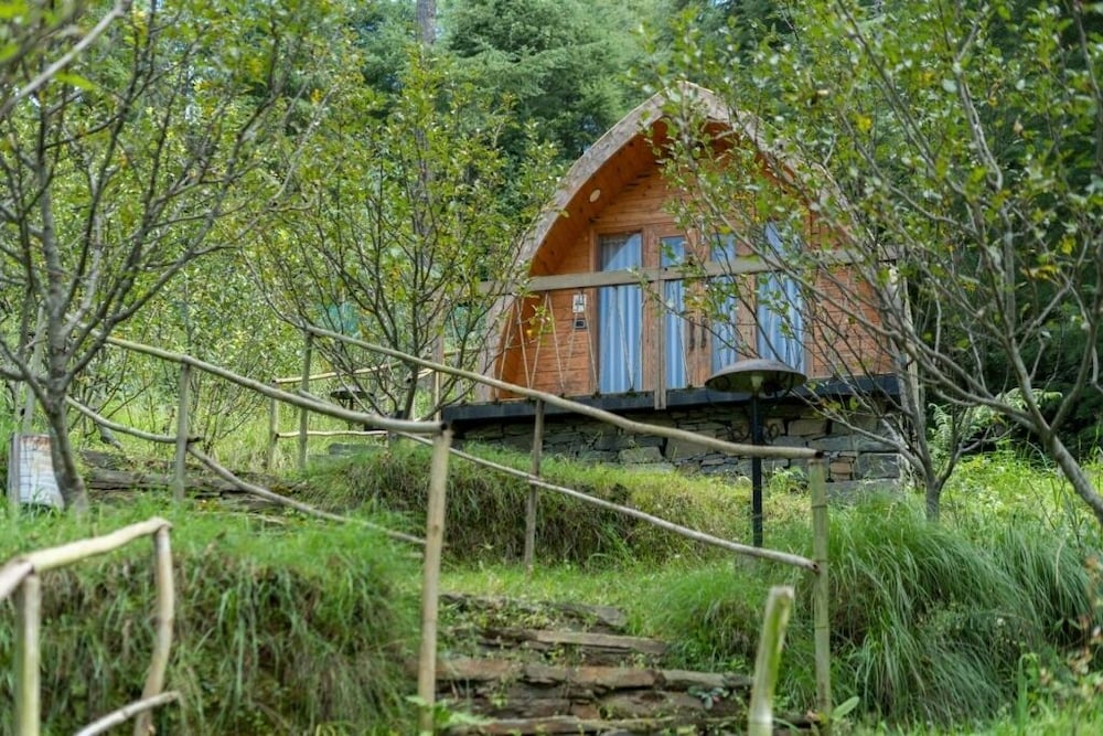 Basic Cottage, Balcony, Valley View