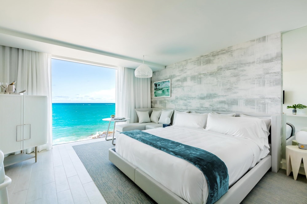 Premium Room, 1 King Bed (ocean)