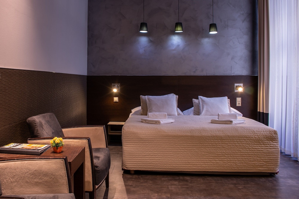 Standard Double or Twin Room, Courtyard View