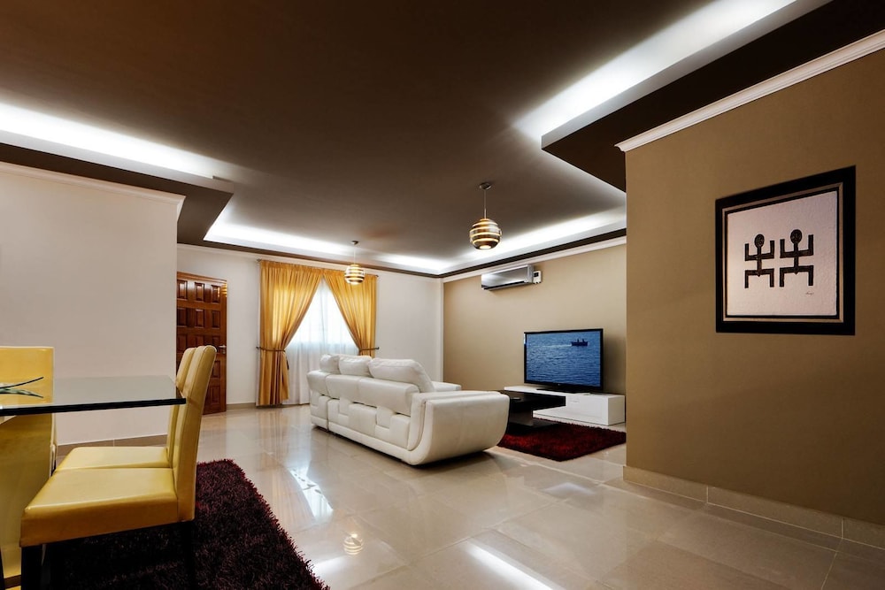 Family Apartment, 3 Bedrooms photo 3