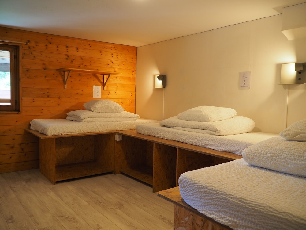 Triple Room, Shared Bathroom photo 1
