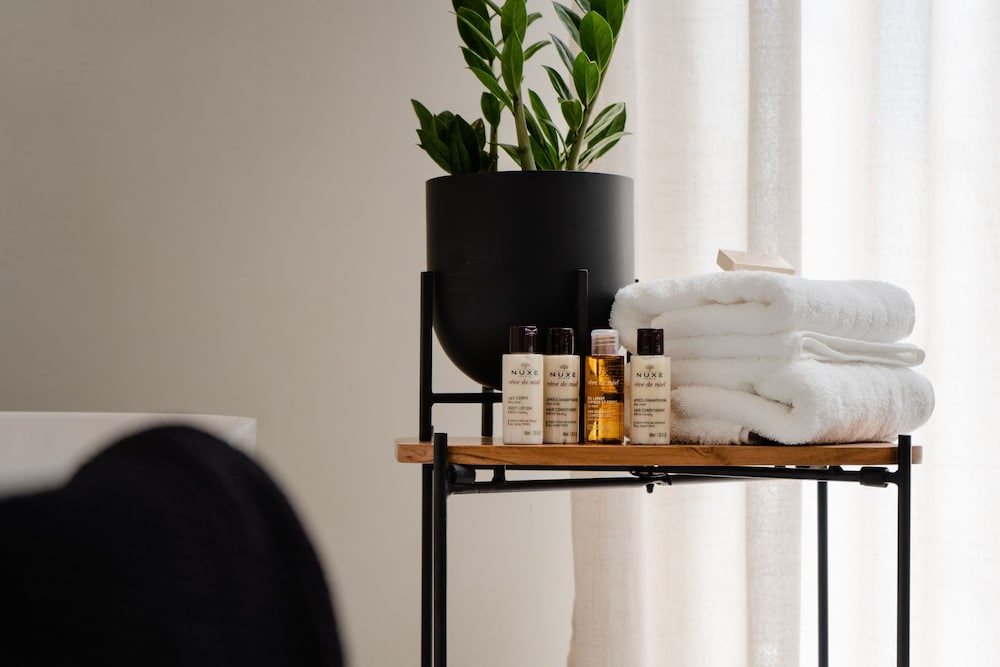 Superior Studio Suite - Photo 3