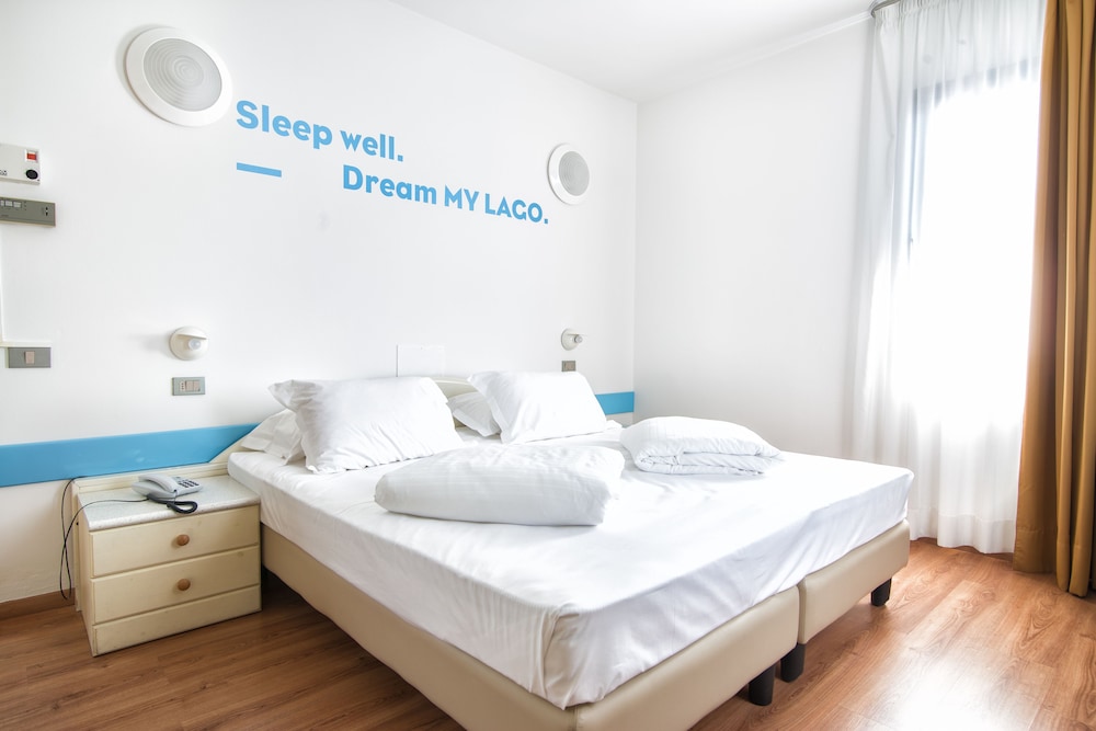 Family Room, 1 Double Bed with Sofa bed photo 1