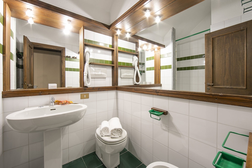 Family Studio, Mountainside (Grange Hike & Ski - 47d Sestriere) photo 3