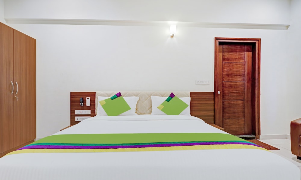 Deluxe Room - Photo 2