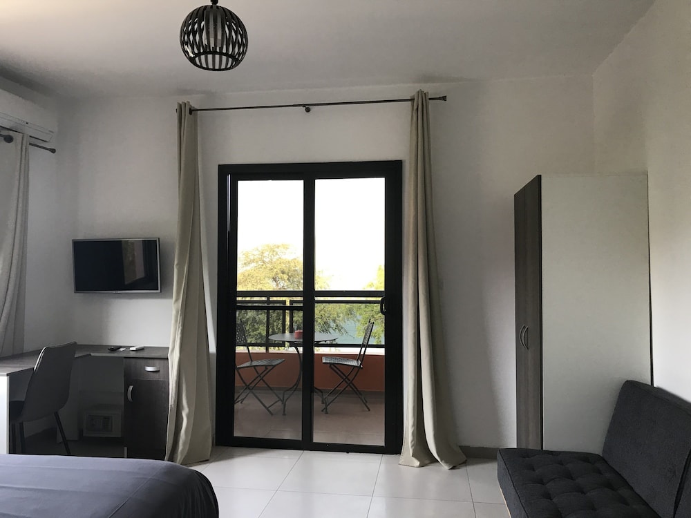 Double Room, Balcony, Sea View photo 2