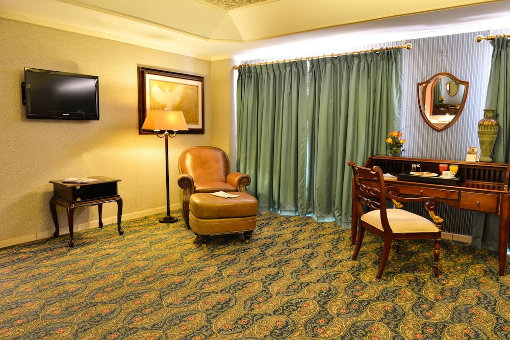 Presidential Suite photo 2