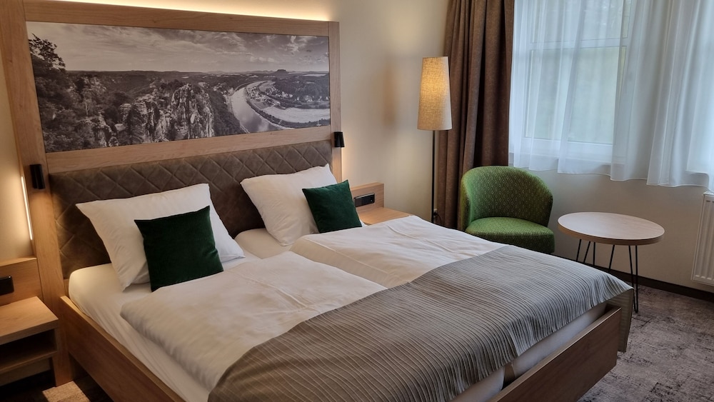 Comfort Room, 1 Queen Bed