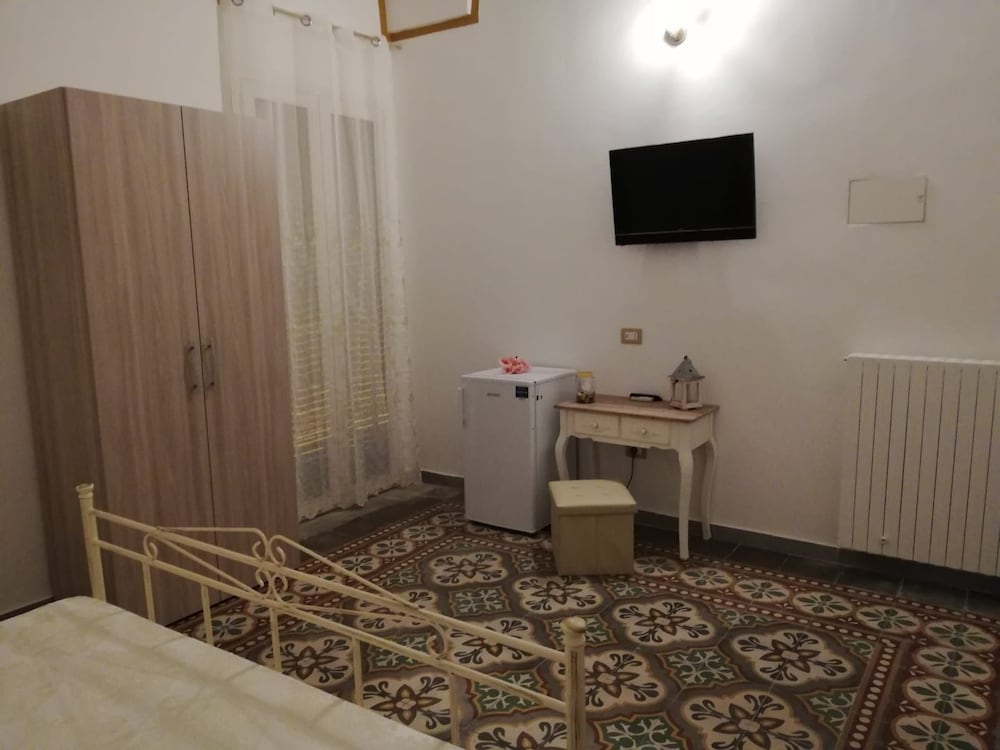 Double Room, Jetted Tub photo 3