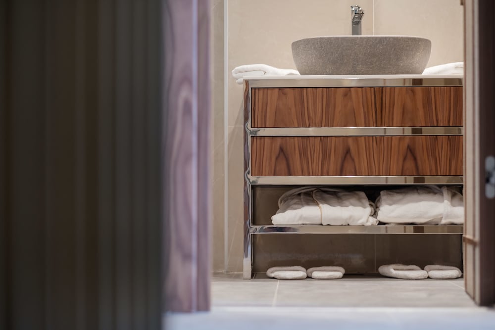 Suite - Photo 6