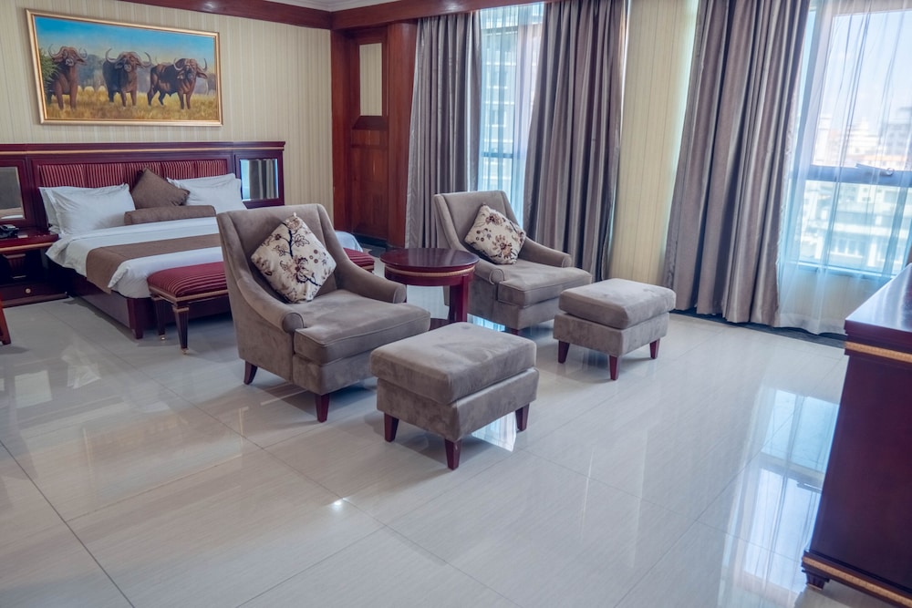 Executive Suite, 1 King Bed, Bathtub, Executive Level photo 1