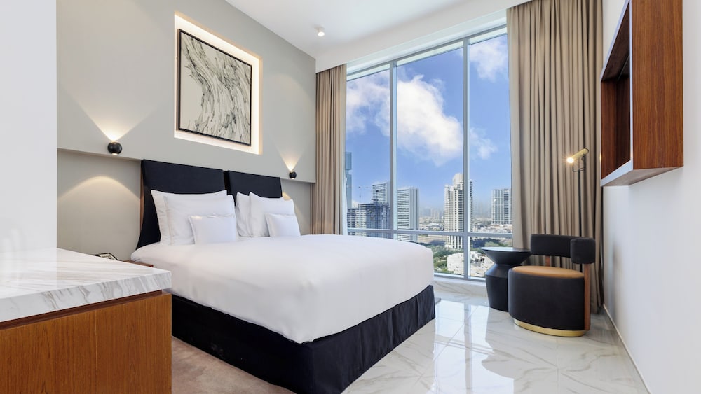 Premium Room, 1 King Bed photo 1