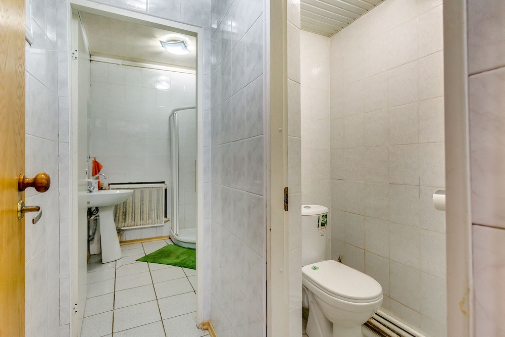 Triple Room, 1 Double Bed With Sofa Bed, Shared Bathroom photo 3
