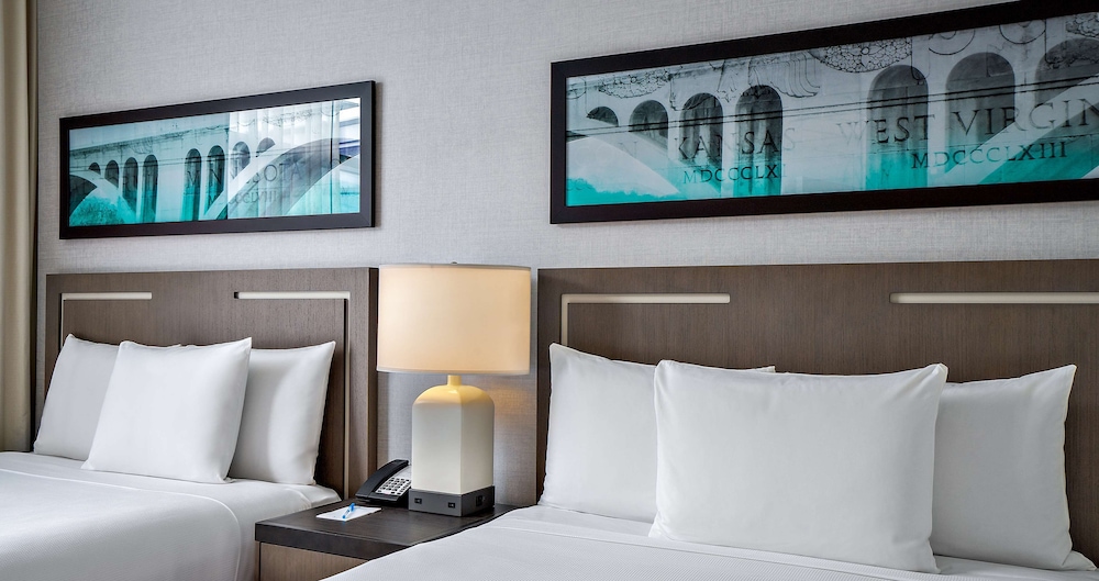 Room, 2 Queen Beds
