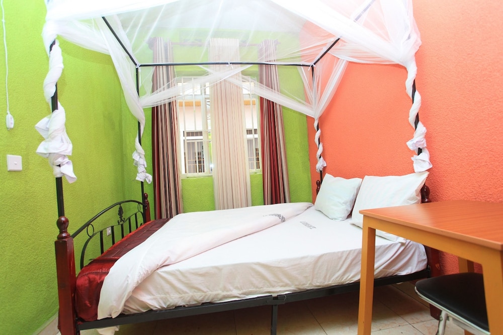 Double Room - Photo 2