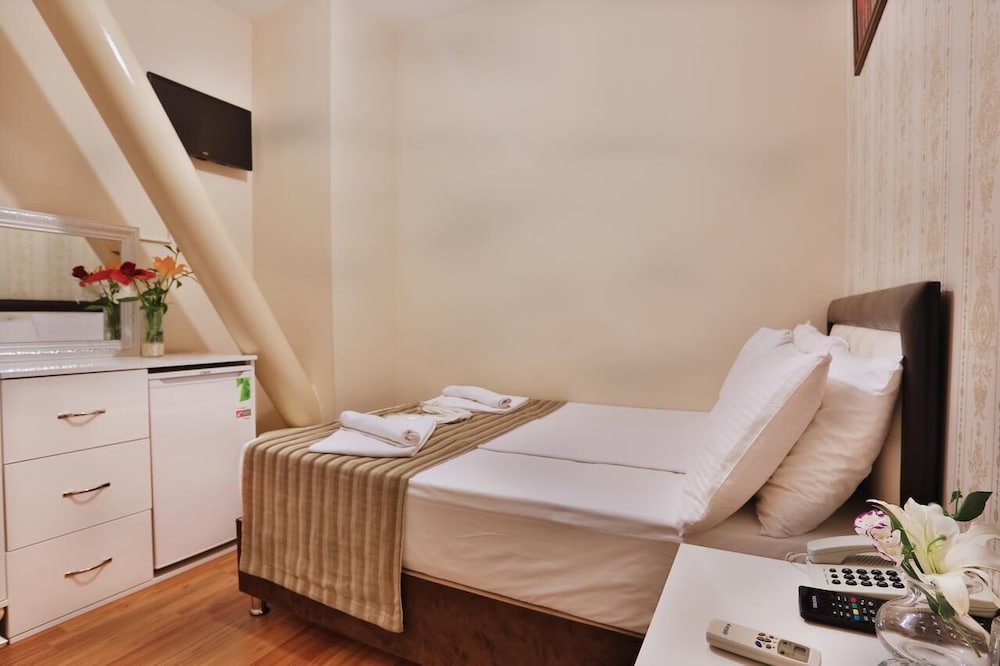 Economy Single Room, 1 Large Twin Bed photo 1