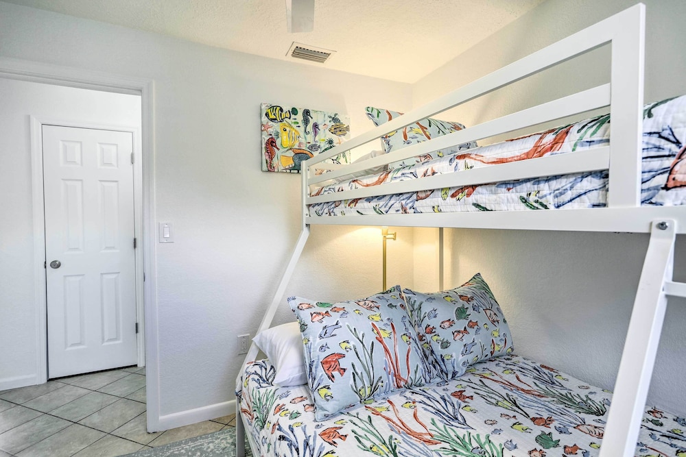 House (4 Bedrooms) photo 2