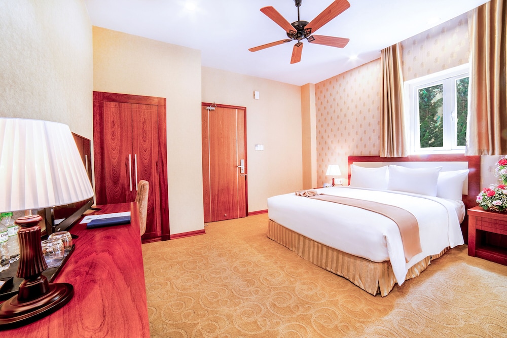 Superior Double Room (With Window, Basement Floor)