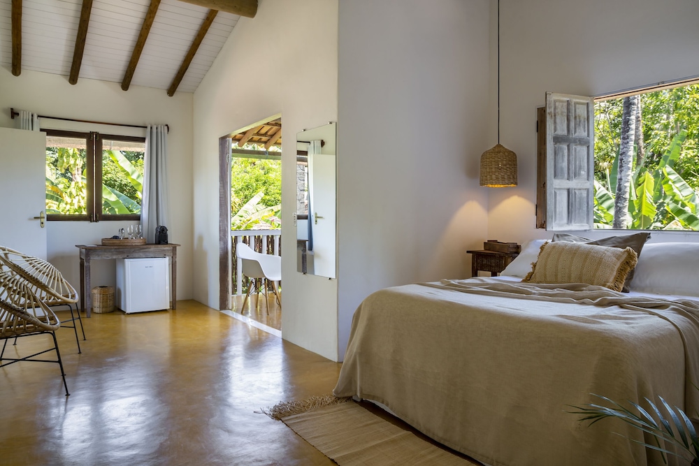 Deluxe Double or Twin Room photo 3