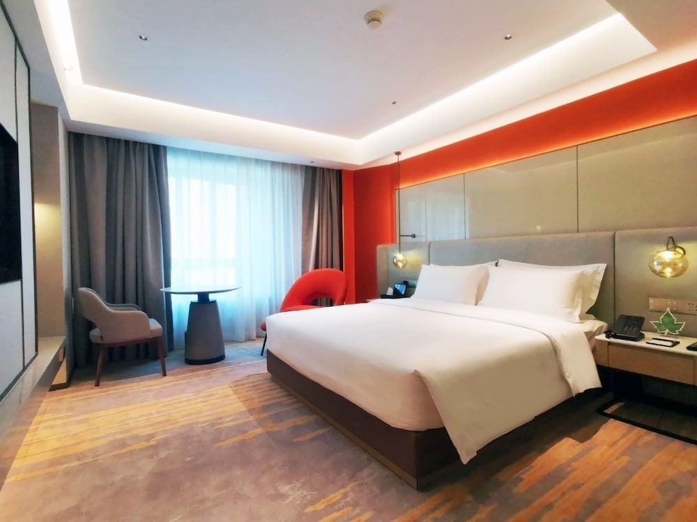 Design Room (1 King Bed)