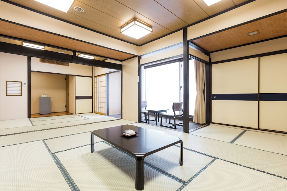 Japanese Style Room 20 Tatami mats Non-smoking photo 2