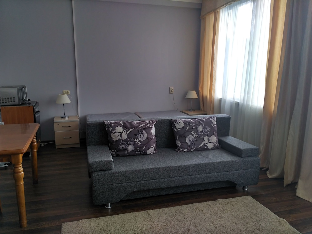 Family Room photo 2