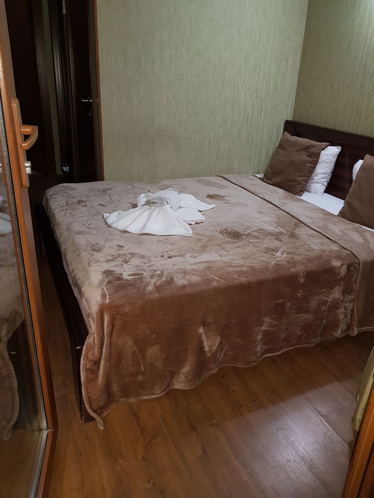 Classic Single Room, 1 Large Twin Bed, Garden View photo 1