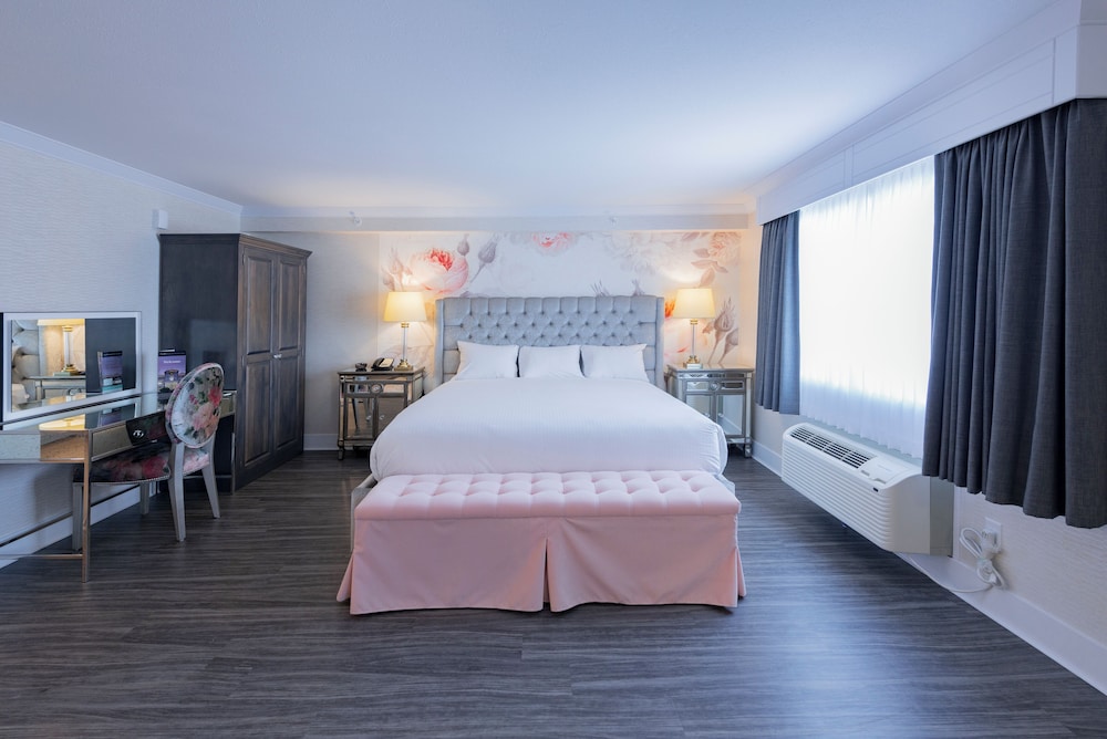 Romantic Room, 1 King Bed, Jetted Tub