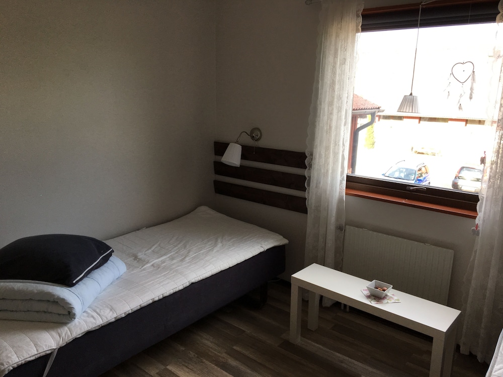 Standard Room photo 2