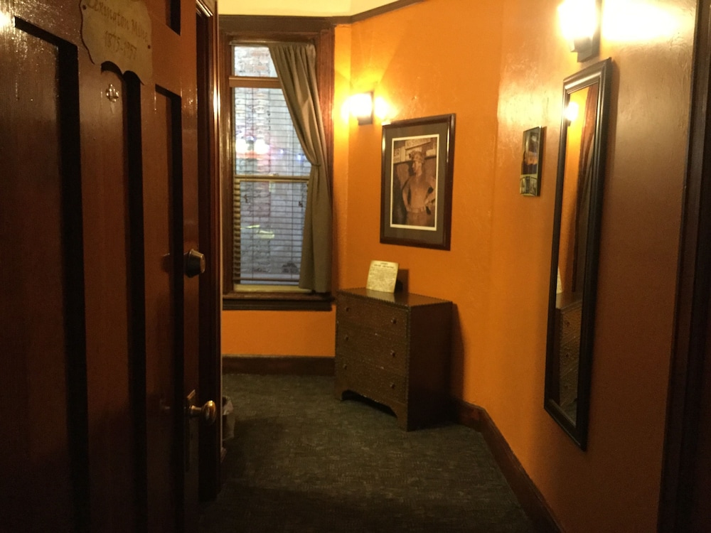 Deluxe Single Room photo 1