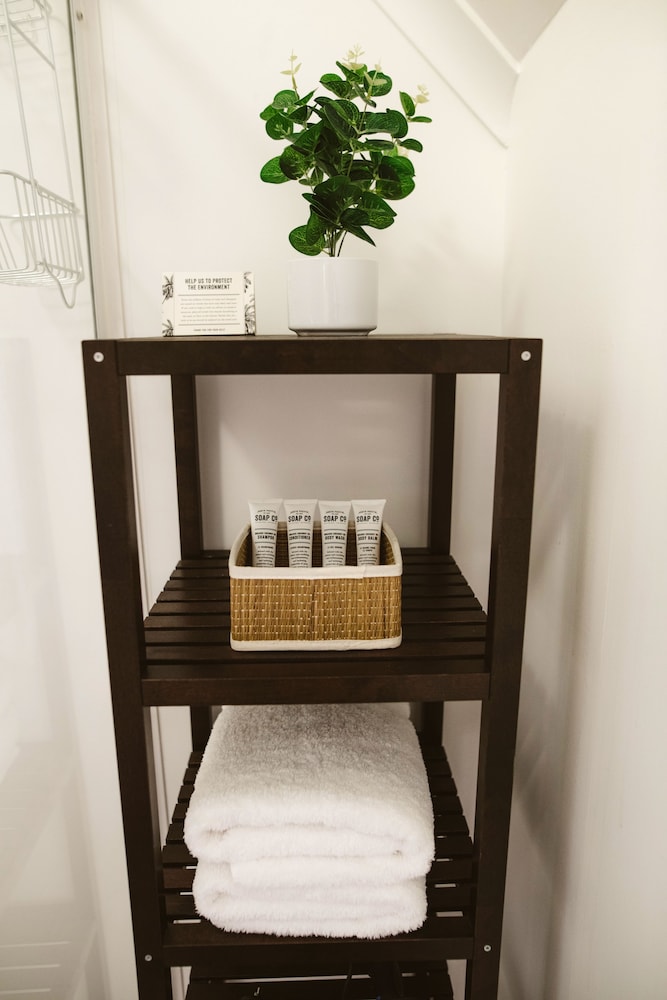 Deluxe Loft with Kitchenette photo 2