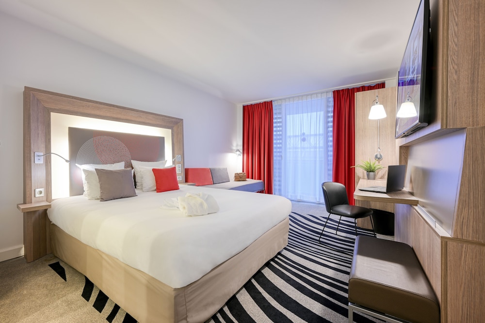 Executive Room, 1 Queen Bed, Balcony