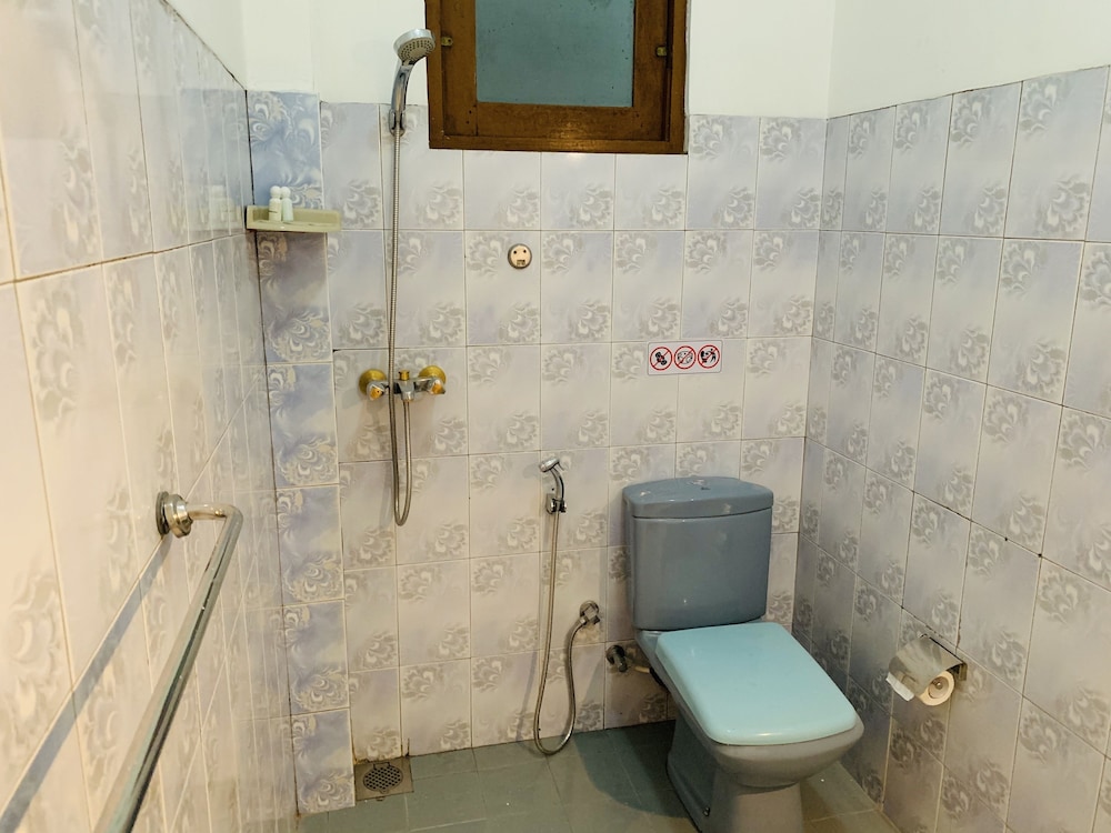 Standard Room (Ac) photo 2