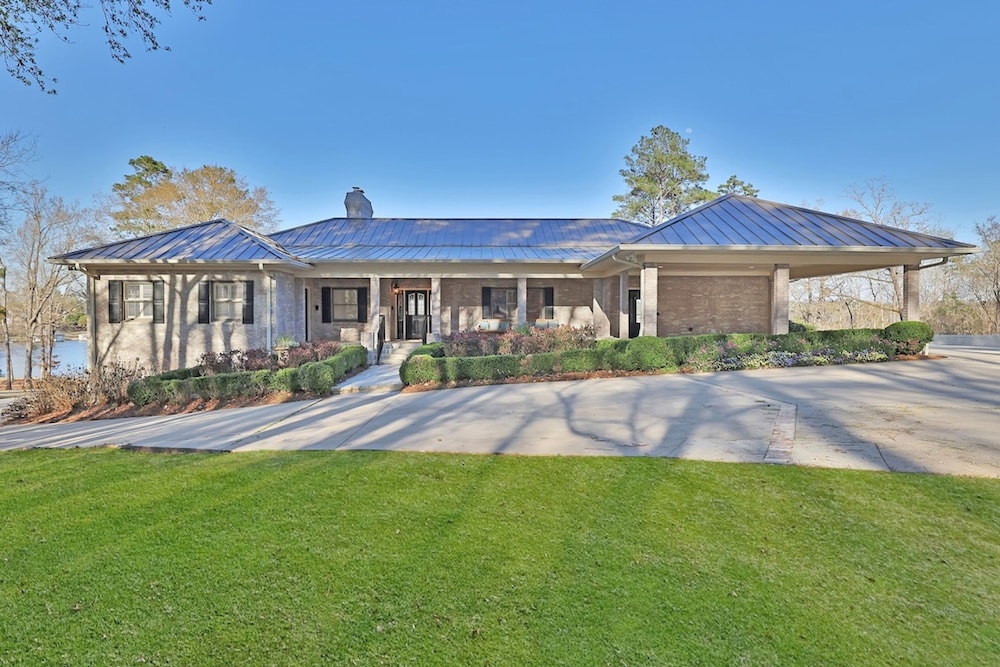 7BR Lakefront Haven Pool Hot Tub Gated 4acres, Billede 60