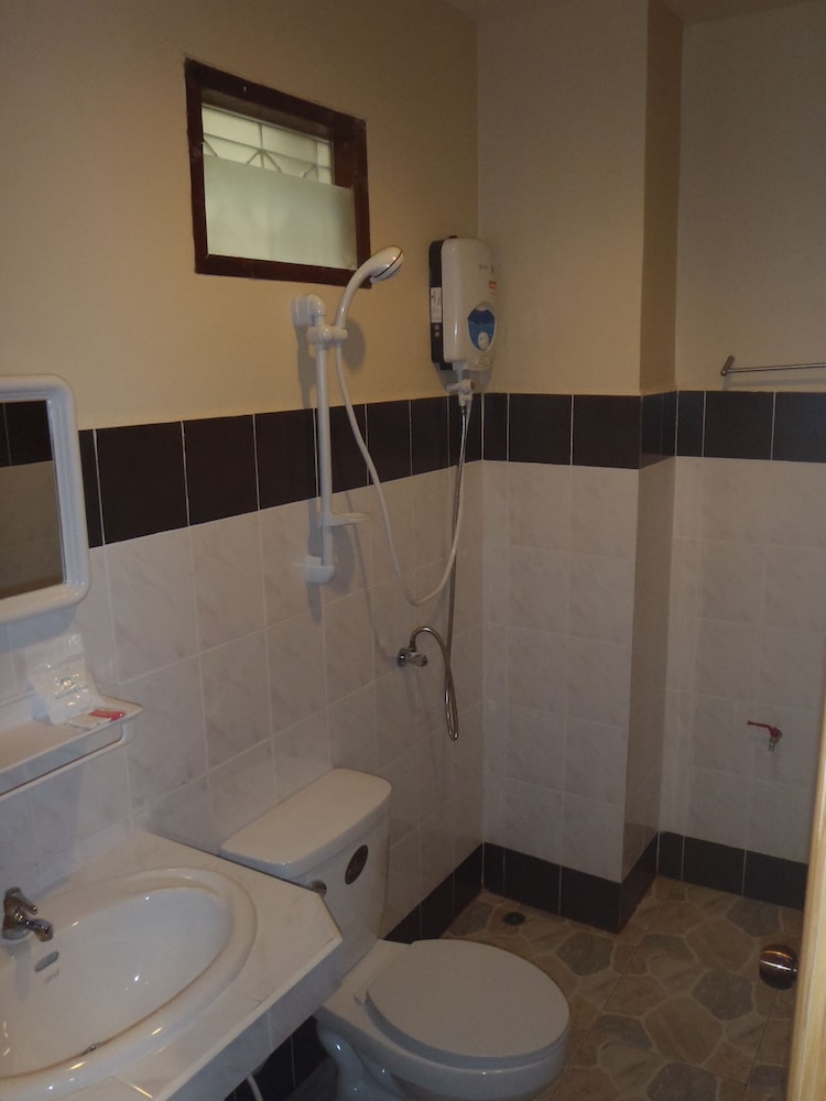 1-2 Person AC Standard Room photo 2