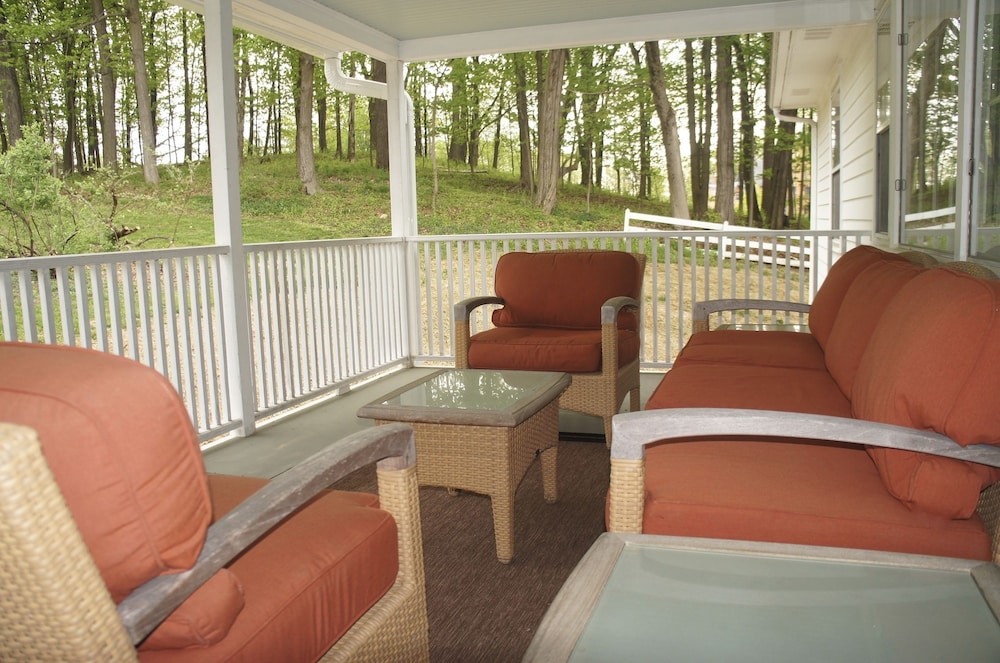 Superior Double Room (The Writer's Room) photo 2