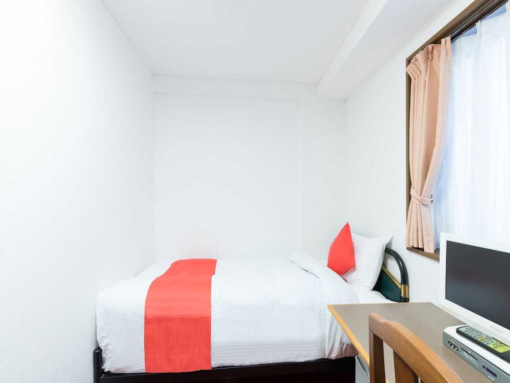 Twin Room, Non Smoking photo 3